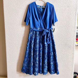 ALEX EVENINGS WOMENS SZ 16W BLUE LACE ROSETTE TEA LENGTH BLUE FORMAL DRESS NWT